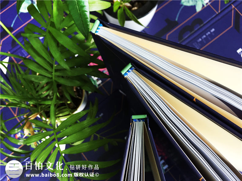 【案例】畢業(yè)紀(jì)念冊內(nèi)容怎么做才能更有創(chuàng)意-成都實(shí)外2018屆