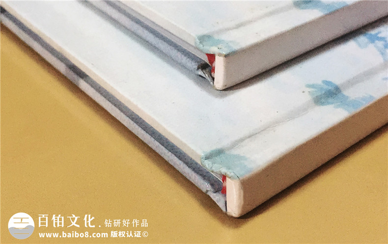 西南財(cái)經(jīng)大學(xué)保險(xiǎn)學(xué)院研究生畢業(yè)紀(jì)念冊設(shè)計(jì)