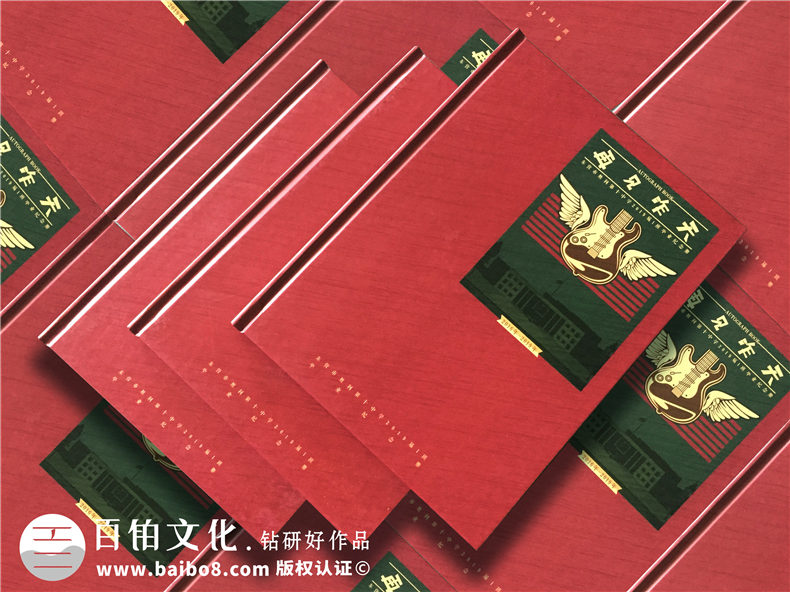 東營市勝利中學創(chuàng)意畢業(yè)紀念冊設(shè)計-個性化畢業(yè)留戀相冊內(nèi)容怎么做