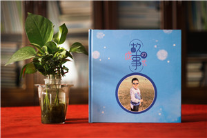 小學(xué)生成長紀念冊-特別的禮物成長留念相冊設(shè)計